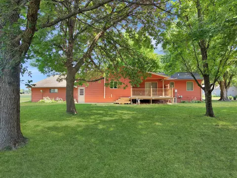 Exterior - 431 Spring St, Tracy, MN 56175 photo 10 of 10