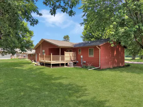 Exterior - 431 Spring St, Tracy, MN 56175 photo 5 of 10