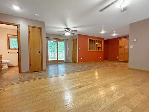 Living - 431 Spring St, Tracy, MN 56175 photo 5 of 8