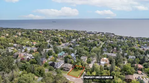 200 E 3rd St # X, Duluth, MN 55805 photo 7