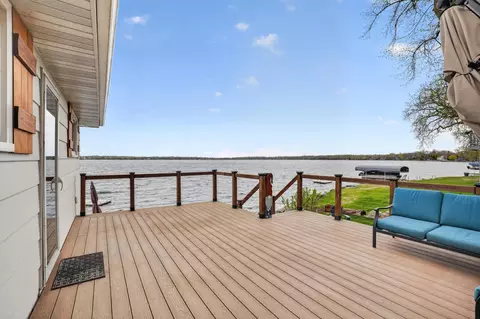 Exterior - 1453 Pulaski Rd, Buffalo, MN 55313 photo 4 of 6