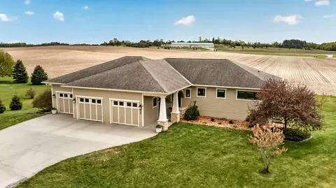 620 Sunny View Ln SW, Oronoco, MN 55960