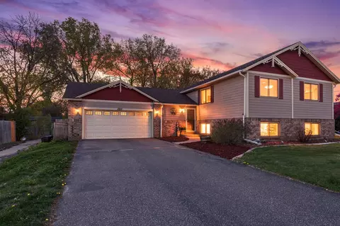 2201 84th Ave N, Brooklyn Park, MN 55444