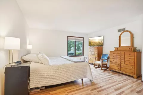 Bedroom - 2067 Kings Rd, Eagan, MN 55122 photo 1 of 4
