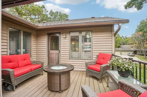 Exterior - 2067 Kings Rd, Eagan, MN 55122 photo 7 of 12