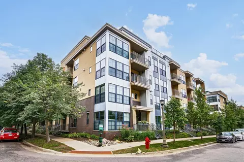 2566 Ellis Ave #116, Saint Paul, MN 55114