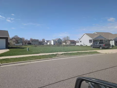 2116 4th St N, Sartell, MN 56377