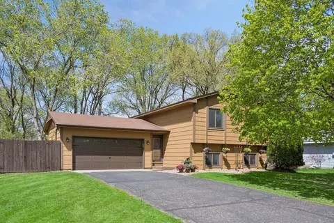 202 Elm Creek Rd, Champlin, MN 55316