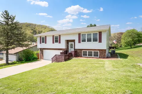 52 Mount Vernon Ct, Winona, MN 55987