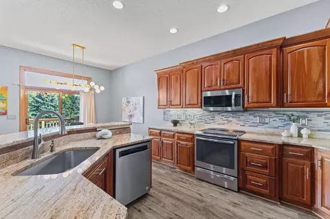 Kitchen - 11366 Hillcrest Dr N, Champlin, MN 55316 photo 5 of 7