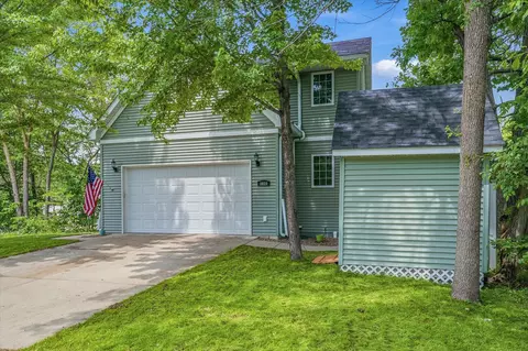 2020 Klickitat St, Big Lake, MN 55309