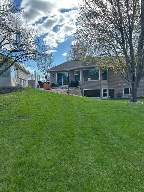 Exterior - 3221 Eagle Ridge Dr W, Willmar, MN 56201 photo 9 of 11