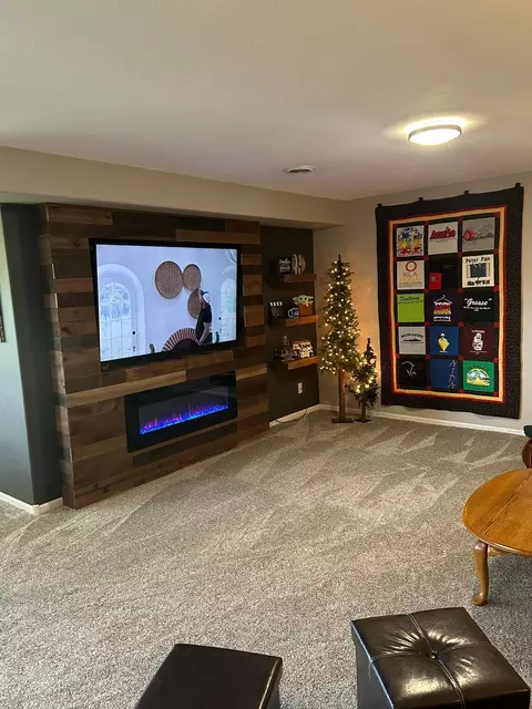 Living - 3221 Eagle Ridge Dr W, Willmar, MN 56201 photo 4 of 4