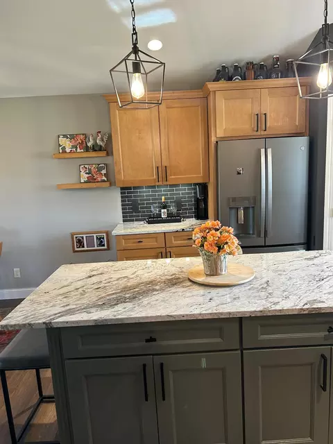 Kitchen - 3221 Eagle Ridge Dr W, Willmar, MN 56201 photo 3 of 3