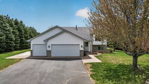 6685 404th St, North Branch, MN 55056
