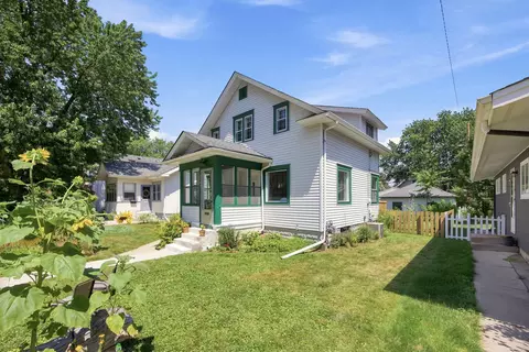 4042 Queen Ave N, Minneapolis, MN 55412