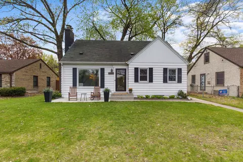 4257 Drew Ave N, Robbinsdale, MN 55422