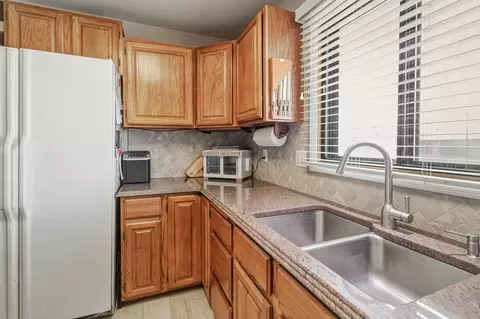 3121 7th St N, Fargo, ND 58102 photo 6
