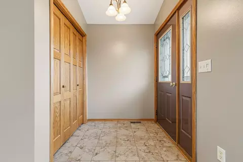 Entry Way - 1575 State Highway 19, Hendricks, MN 56136 photo 1 of 1