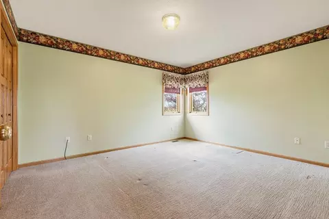 Bedroom - 1575 State Highway 19, Hendricks, MN 56136 photo 2 of 7
