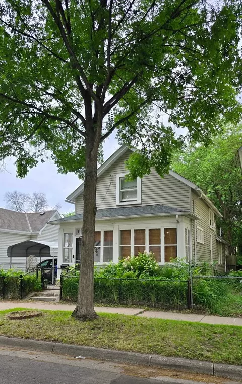 884 Conway St, Saint Paul, MN 55106