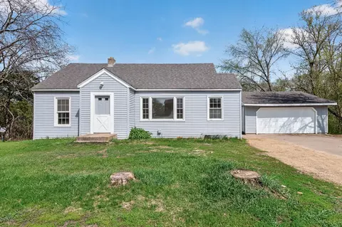 16107 7th Ave NW, Andover, MN 55304