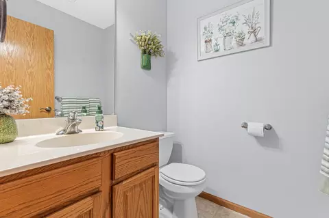 Bath - 13915 Iris Ave, Rogers, MN 55374 photo 1 of 3