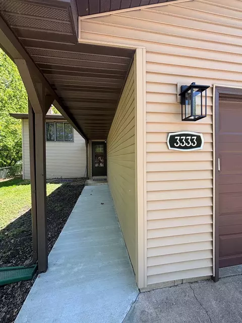 3333 74th Cir N, Brooklyn Park, MN 55443