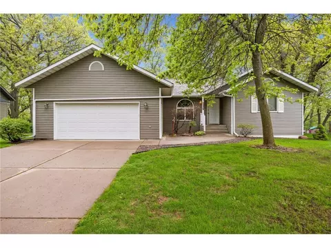 2019 High Dr, Sauk Rapids, MN 56379