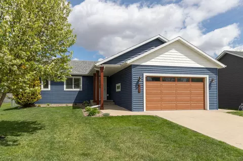 819 3rd St NE, Byron, MN 55920