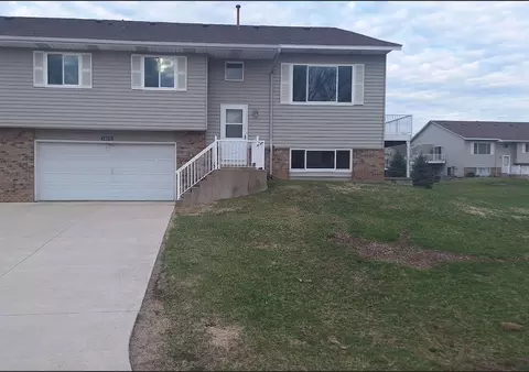 15872 Granada Ave, Apple Valley, MN 55124