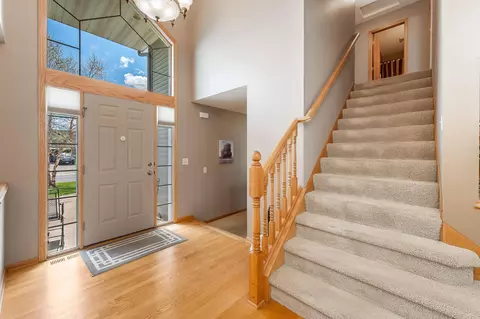 Entry Way - 14879 Brenner Ct, Rosemount, MN 55068 photo 2 of 5