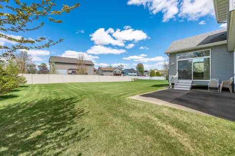 Exterior - 14879 Brenner Ct, Rosemount, MN 55068 photo 9 of 10