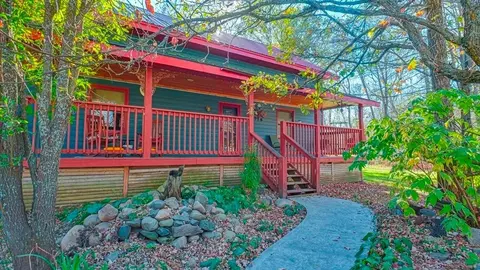 36571 W County Line Rd, Hill City, MN 55748