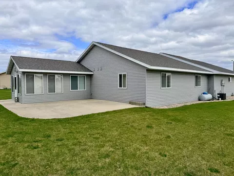 Exterior - 105 8th St S, Hoffman, MN 56339 photo 6 of 8