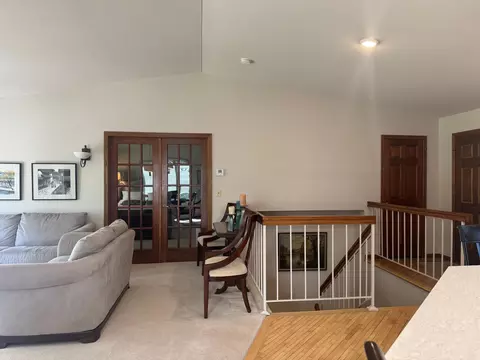 Entry Way - 526 Brook Ln, Saint Cloud, MN 56301 photo 2 of 7