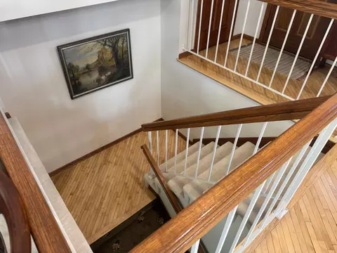 Entry Way - 526 Brook Ln, Saint Cloud, MN 56301 photo 5 of 7