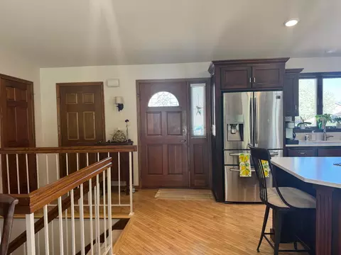 Entry Way - 526 Brook Ln, Saint Cloud, MN 56301 photo 1 of 7