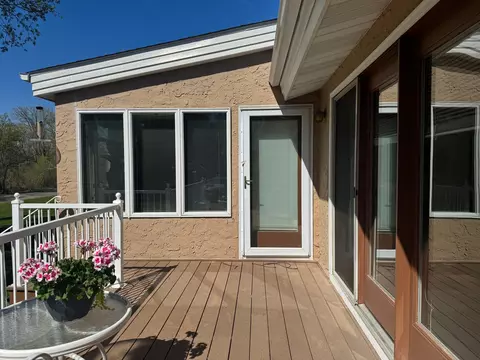 Exterior - 526 Brook Ln, Saint Cloud, MN 56301 photo 6 of 18