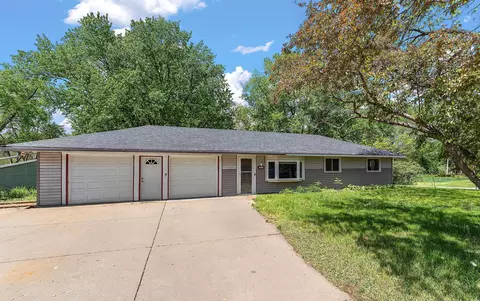 10250 Redwood St NW, Coon Rapids, MN 55433