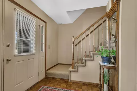 Entry Way - 2973 Aurora Ln, Saint Cloud, MN 56303 photo 2 of 2