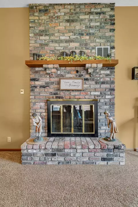 Living - 2973 Aurora Ln, Saint Cloud, MN 56303 photo 6 of 6