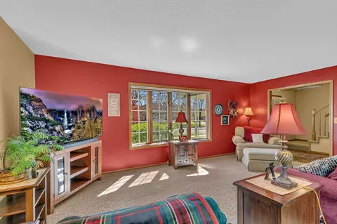 Living - 2973 Aurora Ln, Saint Cloud, MN 56303 photo 4 of 6