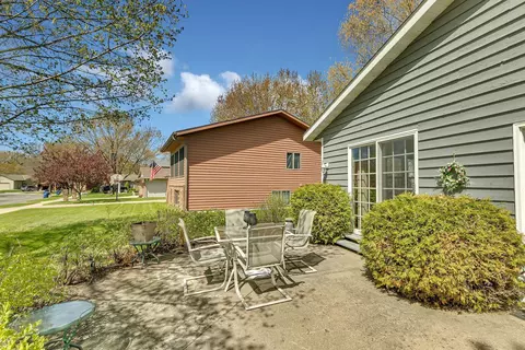 Exterior - 2973 Aurora Ln, Saint Cloud, MN 56303 photo 6 of 10