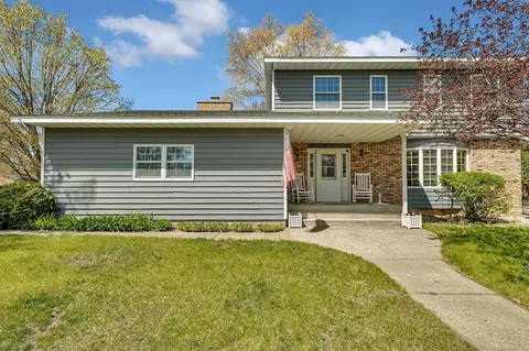 Exterior - 2973 Aurora Ln, Saint Cloud, MN 56303 photo 2 of 10