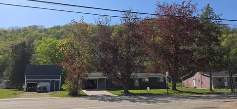 1240 N Main St, Altura, MN 55910