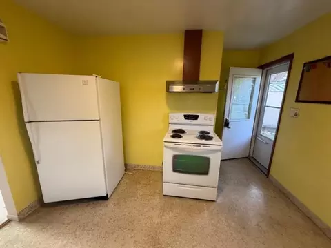 Kitchen - 50 Beech Ct, Babbitt, MN 55706 photo 4 of 4