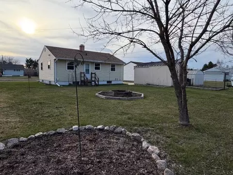 Exterior - 50 Beech Ct, Babbitt, MN 55706 photo 5 of 6