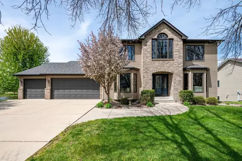 900 Lexington Ave N, New Prague, MN 56071