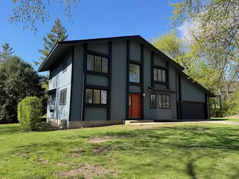 1418 1st St N, Cold Spring, MN 56320